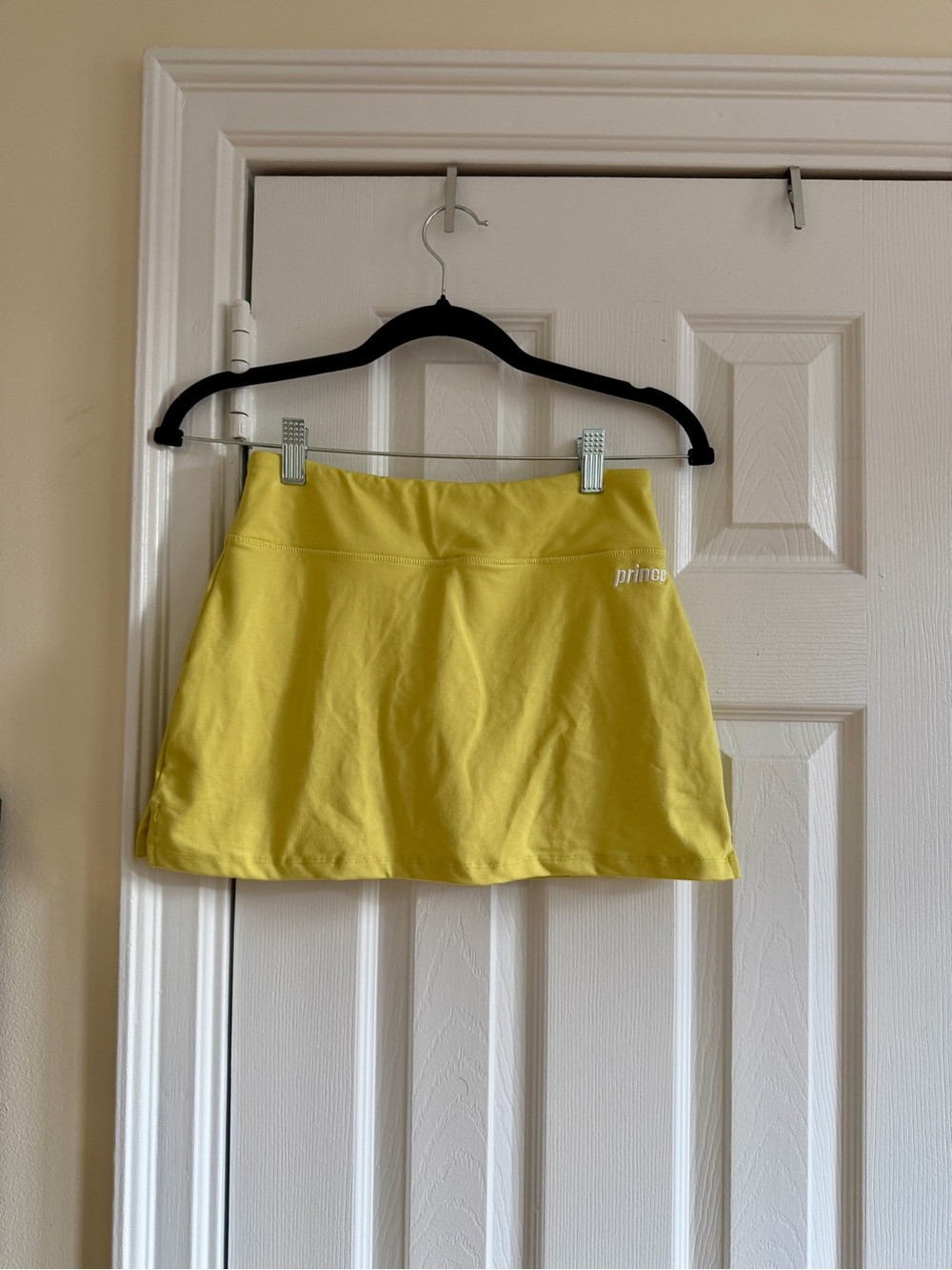 Prince Women's Yellow Athletic tennis / golf skirt / Skort